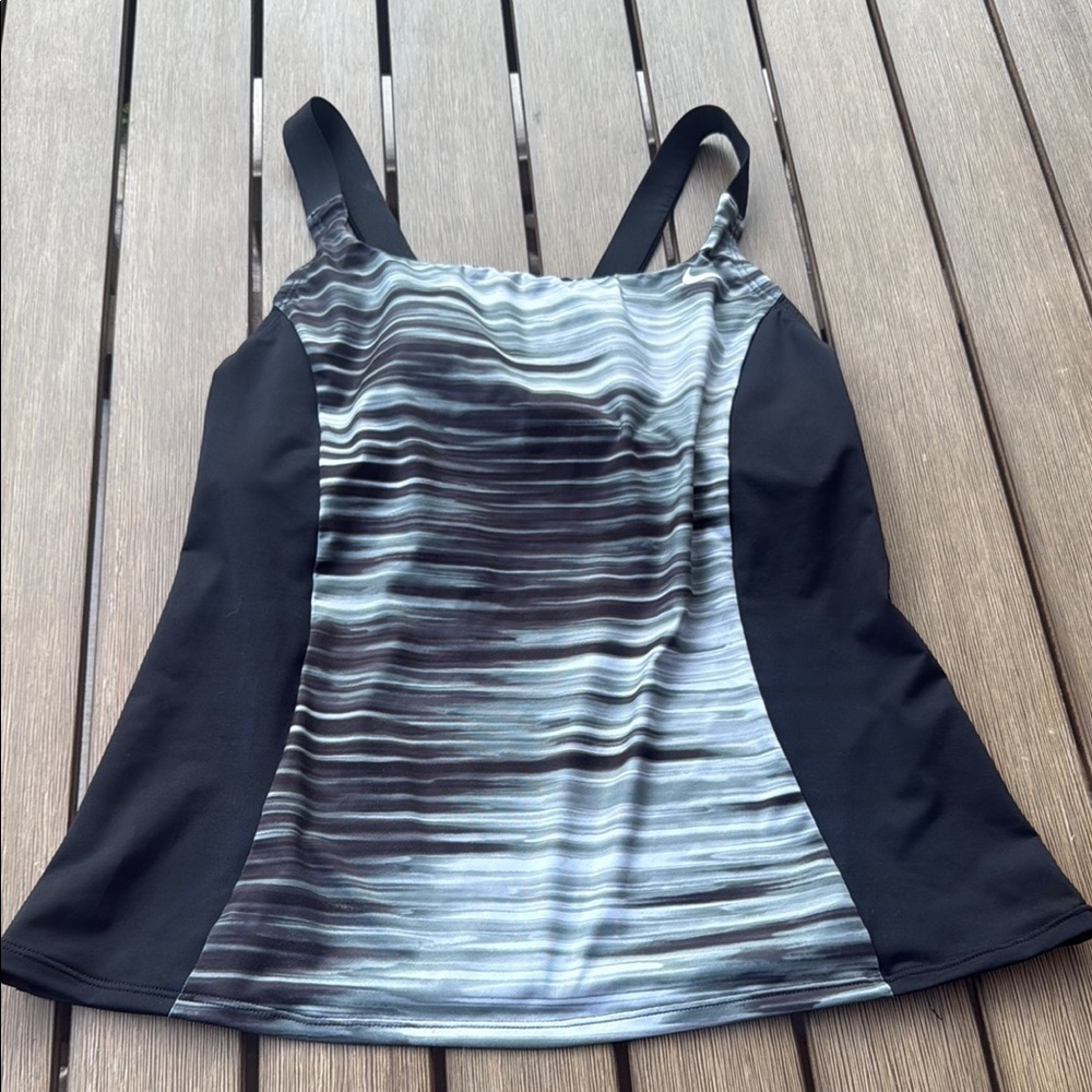 Nike Multicolored Fitted Camisole